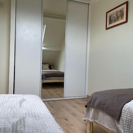 Tiny Paradise - 2 Bedrooms Apartment Montigny-sur-Loing Eksteriør bilde