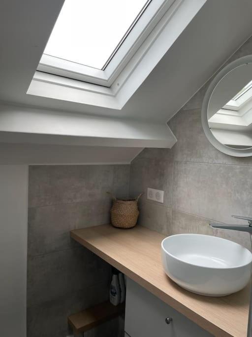 Tiny Paradise - 2 Bedrooms Apartment Montigny-sur-Loing Eksteriør bilde